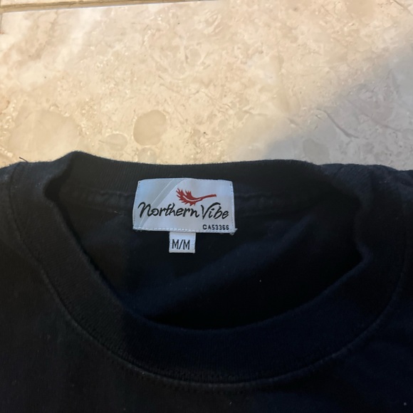 LIKE NEW SOUVENIR Vancouver, Canada Vintage T-Shirt Don’t Feed The Bears Medium - Picture 3 of 3